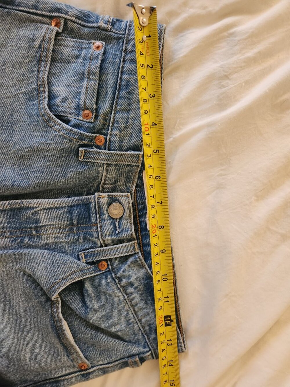 Levi's Ribcage Straight 28 - Picture 4 of 11